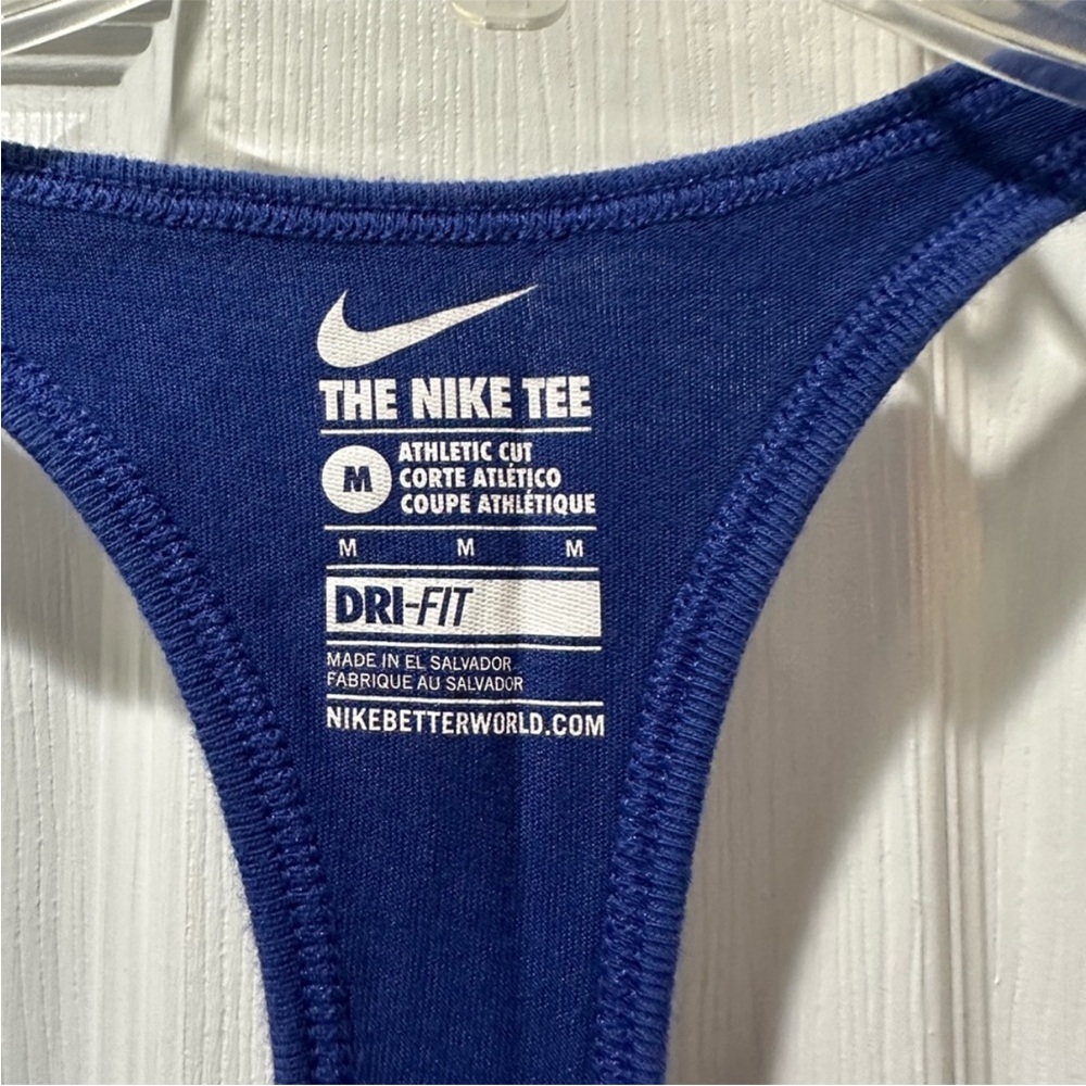 Nike Racerback Dri-Fit Tank size medium - Picture 3 of 3